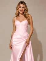 Silk-like Prom Dress with Appliques