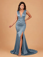 Mermaid Prom Dress with Deep V-neck 