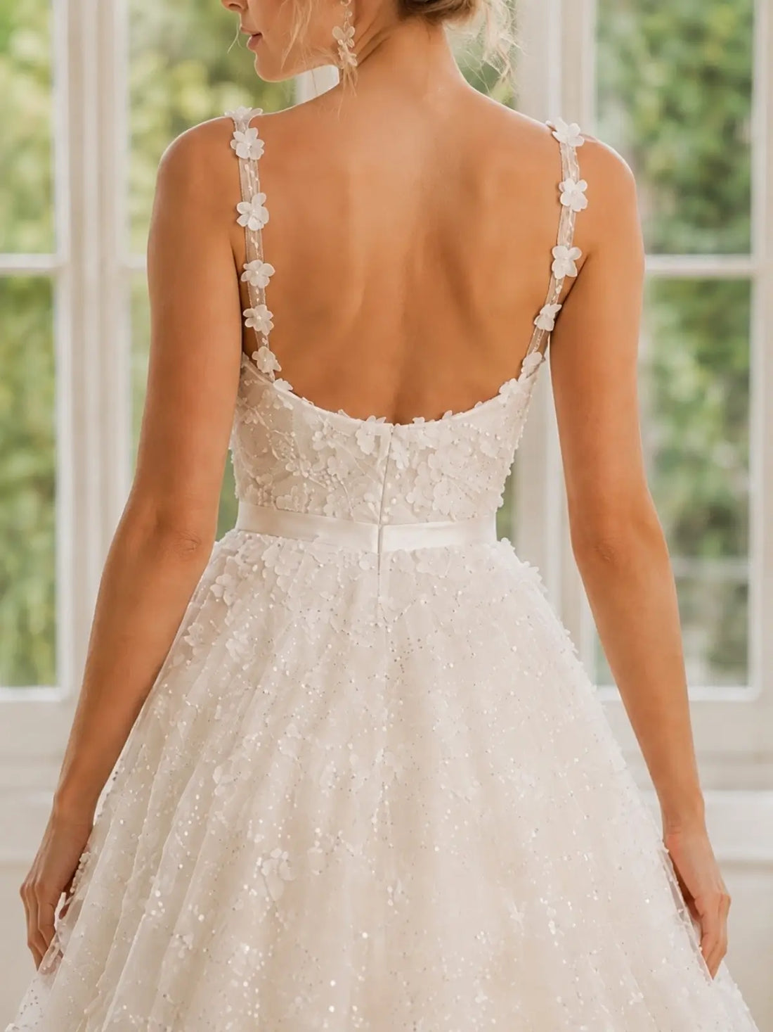 Tulle Ball Gown Wedding Dress