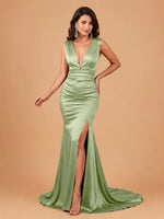 Mermaid Prom Dress with Deep V-neck 