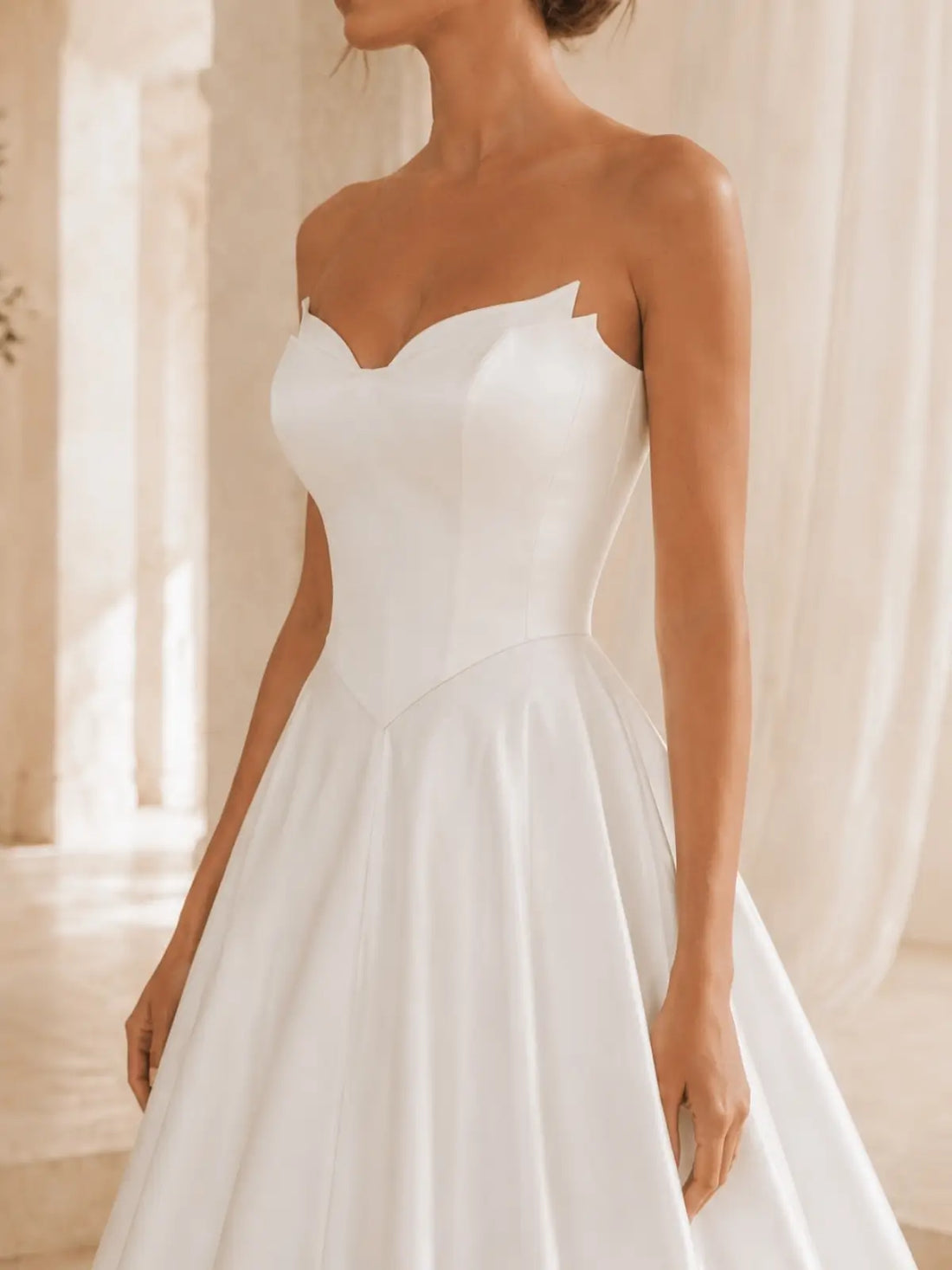 Minimalist Sweetheart Neckline Wedding Dress