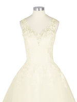 Wide Straps Applique Wedding Dress 