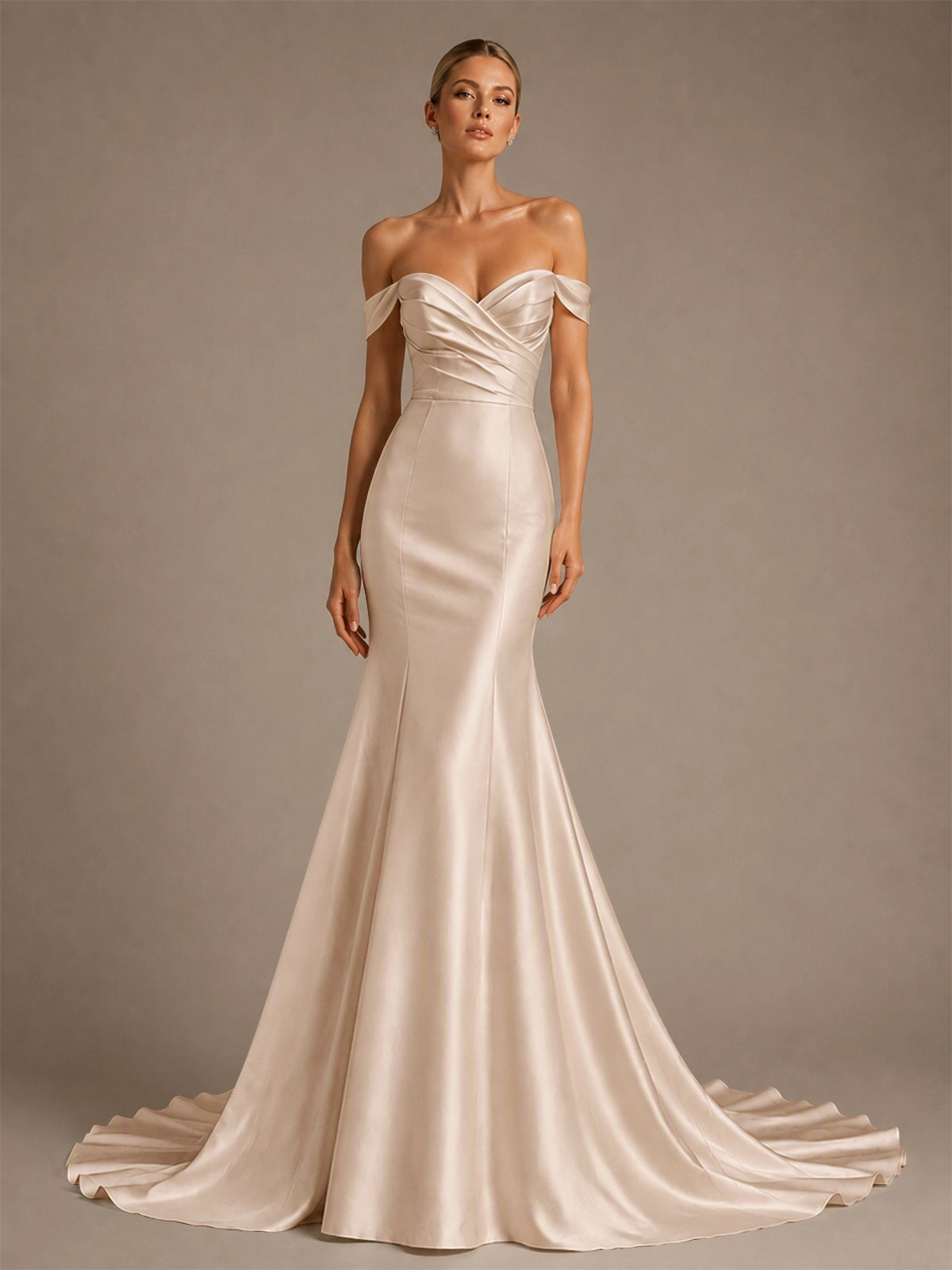 Mermaid Wedding Dress with Covered Buttons 