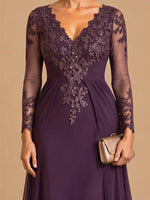 Empire Waist Mom Dress with Scalloped Lace Trim V‑neckline
