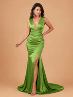 Mermaid Prom Dress with Deep V-neck 