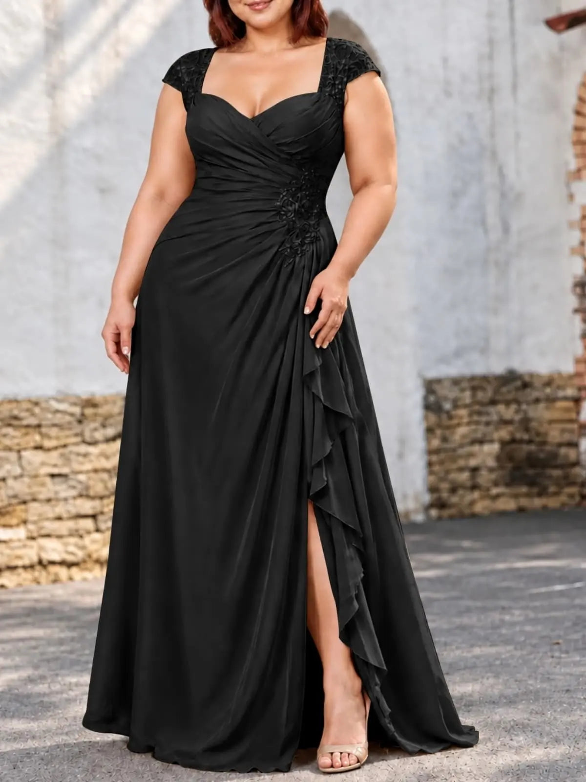 Chiffon Mother of the Bride Dress with Lace Appliques-Plus Size 