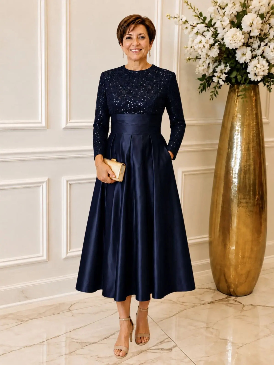 Sequined Boat Long Sleeves Dress 