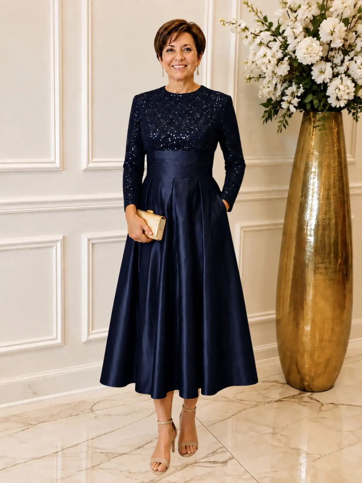 Sequined Boat Long Sleeves Dress 