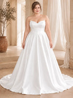 Minimalist Sweetheart Neckline Wedding Dress