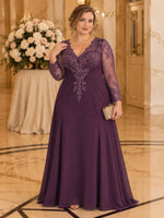 Empire Waist Mom Dress with Scalloped Lace Trim V‑neckline